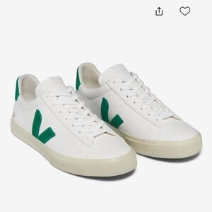 Veja Campo Ca Sneaker in White & Emeraude